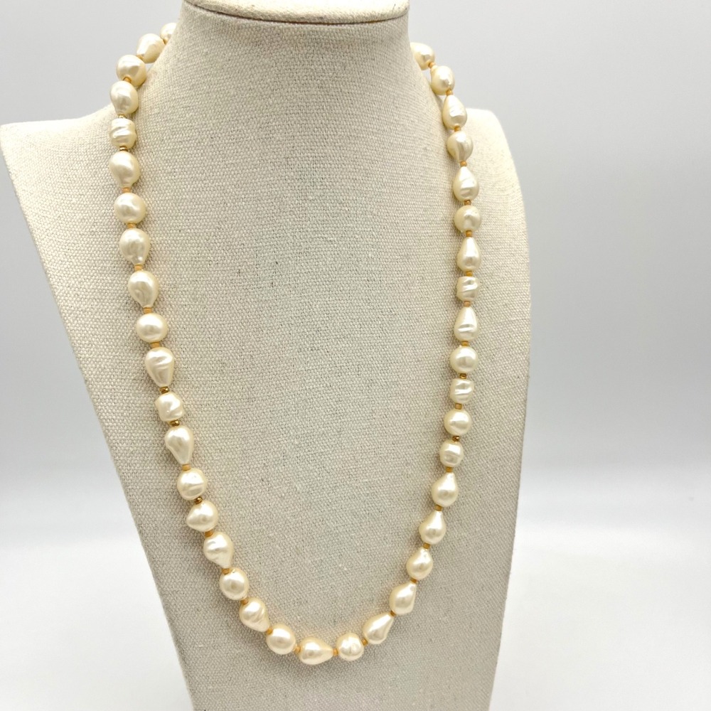 Vintage Style Baroque Faux Pearl Necklace Cream Gold Tone‎ Spacer Beads 24 Inch